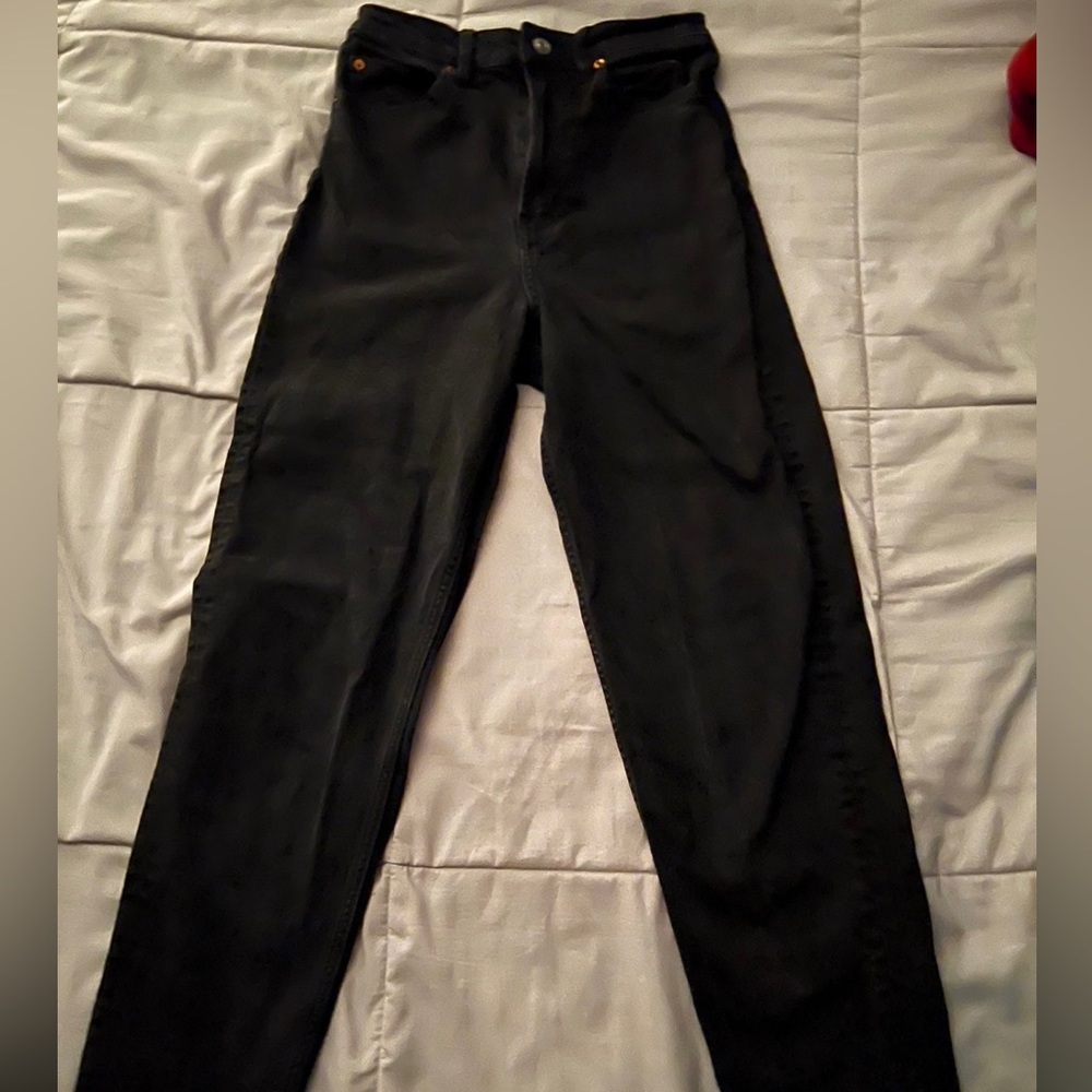 H&M Black Mom Jeans